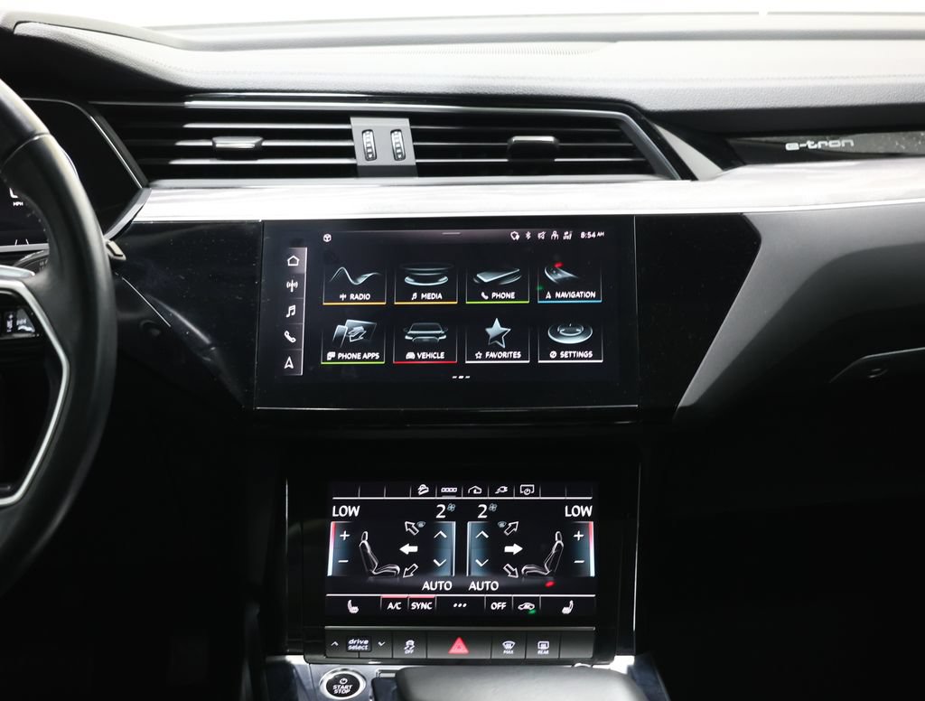 Used 2021 Audi e-tron Premium w/ Convenience Plus Package AWD/4WD image 19