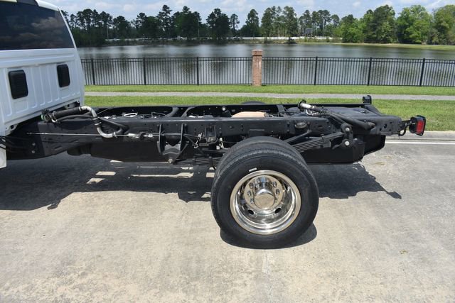 Used 2018 RAM 5500 Tradesman w/ Ambulance Prep Group RWD image 4