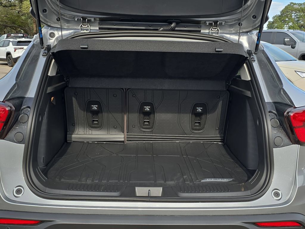 New 2026 Chevrolet Trax ACTIV w/ Driver Confidence Package FWD image 12