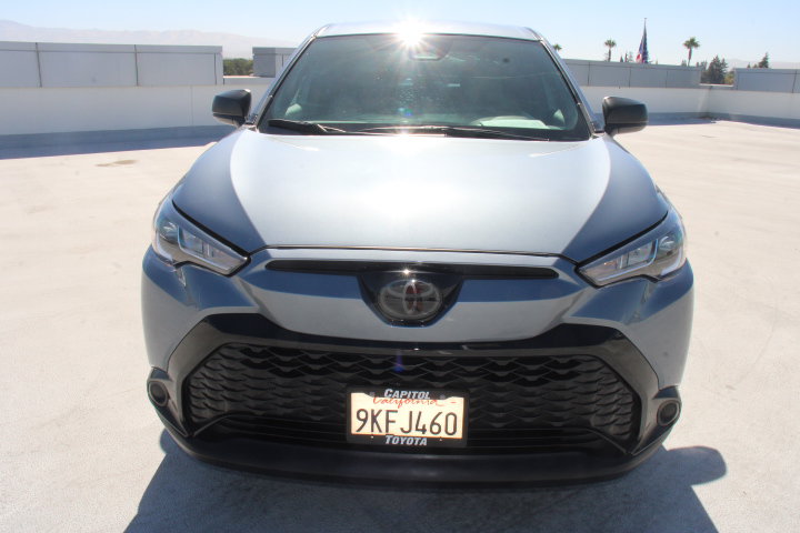 Used 2024 Toyota Corolla Cross AWD Hybrid image 7