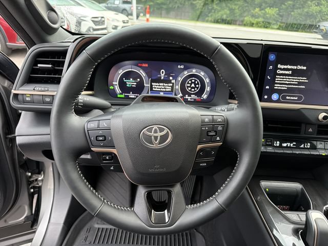 Used 2025 Toyota Crown w/ Advanced Technology Package AWD/4WD image 23
