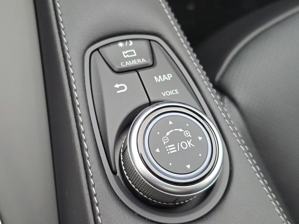 New 2025 INFINITI QX55 Essential image 37