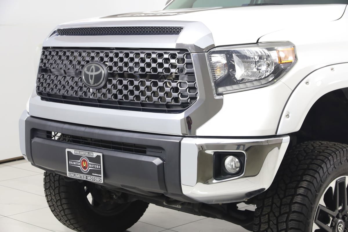 Used 2021 Toyota Tundra SR5 w/ SR5 Leather Package AWD/4WD image 51