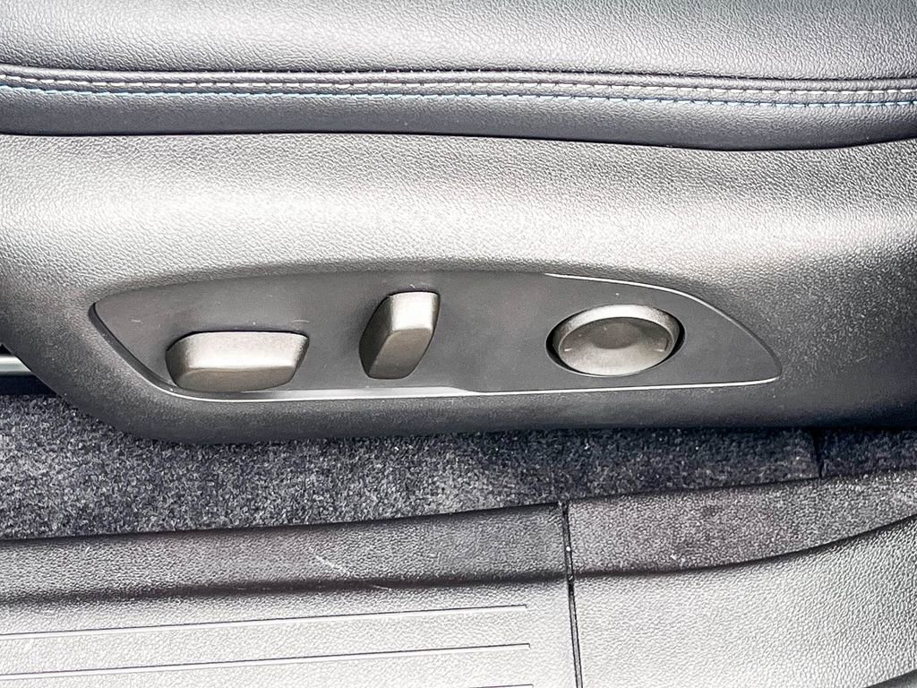 New 2026 Chevrolet Equinox EV LT image 20