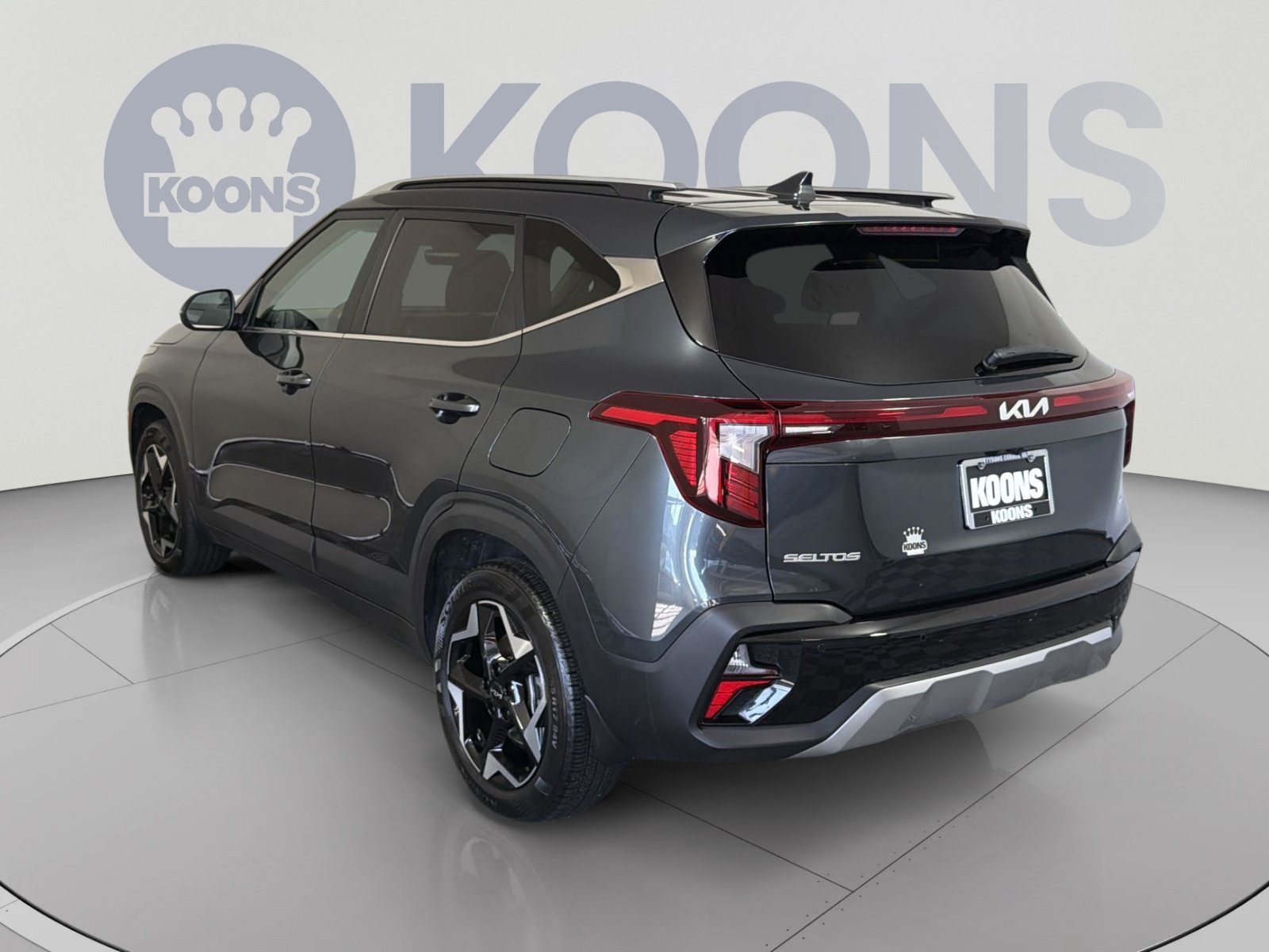 Used 2025 Kia Seltos EX w/ EX Sunroof Package AWD/4WD image 4