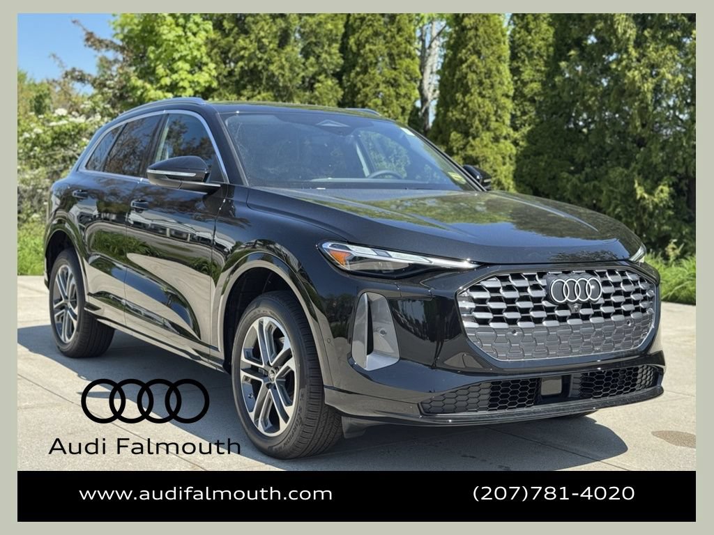 Used 2025 Audi Q5 Premium w/ Convenience Package