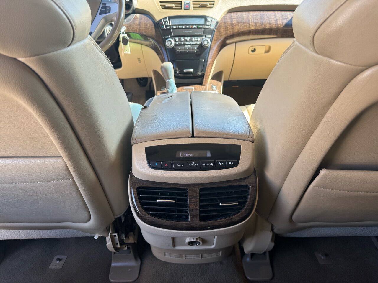 Used 2013 Acura MDX AWD/4WD image 23