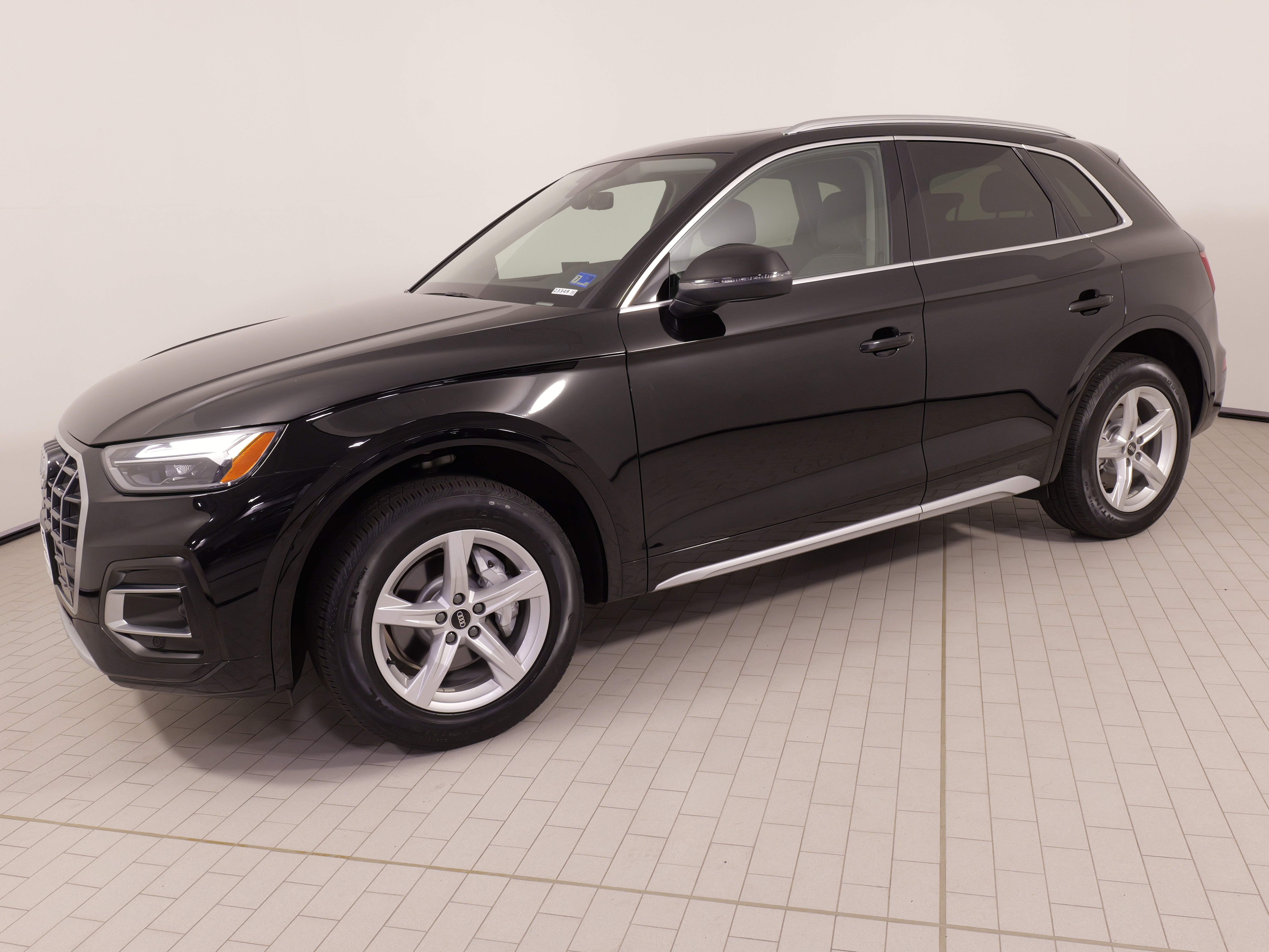 Used 2023 Audi Q5 2.0T Premium w/ Convenience Package