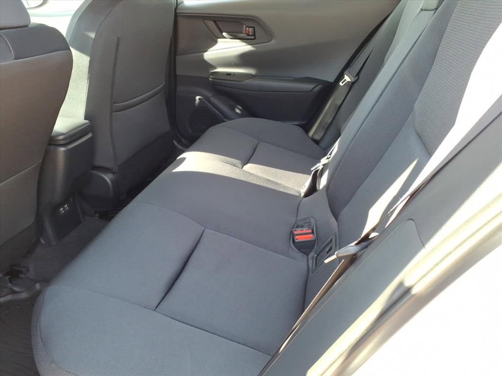New 2026 Toyota Prius LE image 10