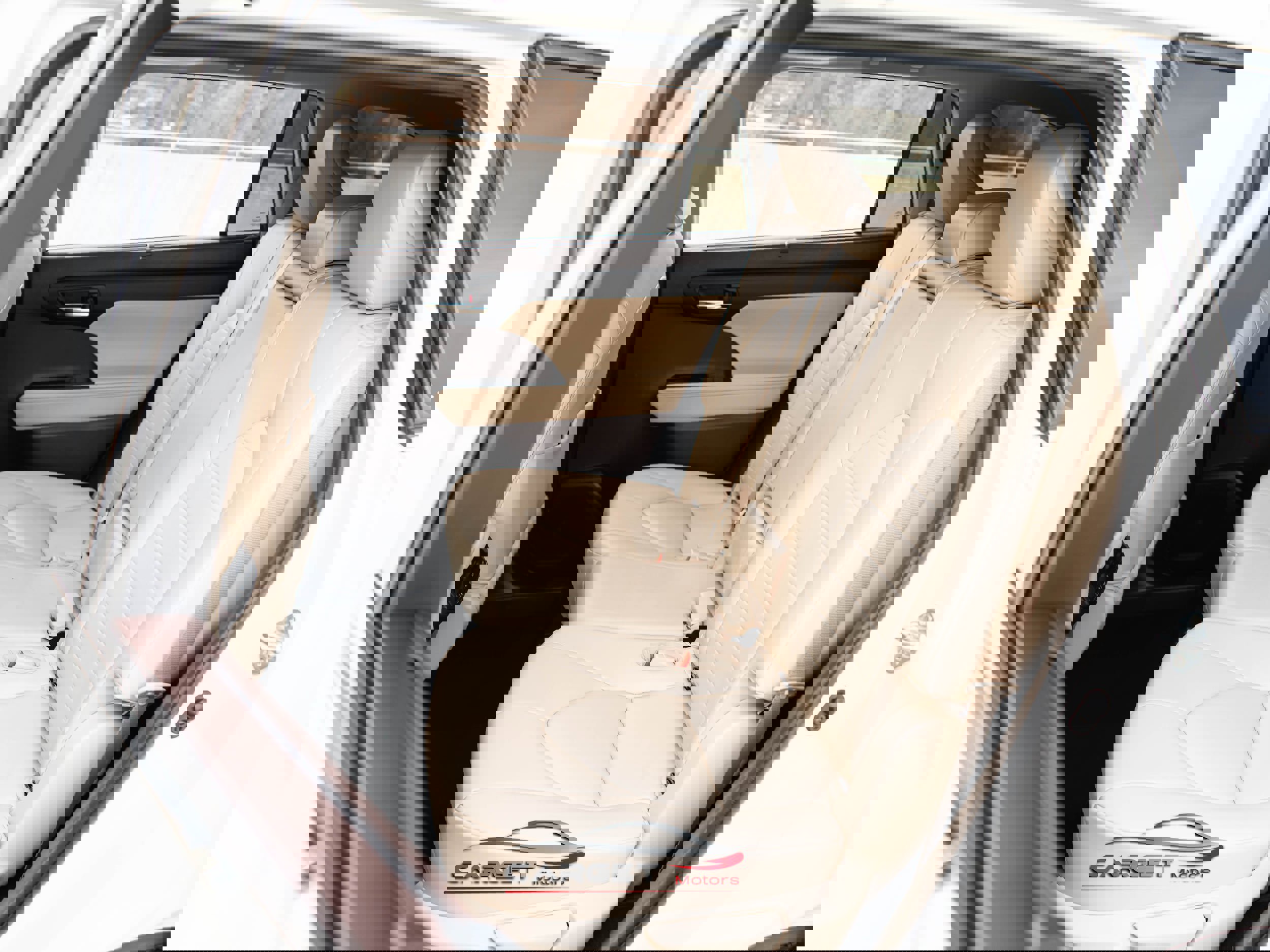 Used 2021 Toyota Highlander XLE image 21