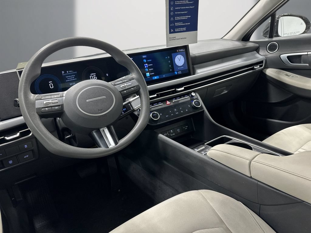 Certified 2025 Hyundai Sonata SEL FWD image 14