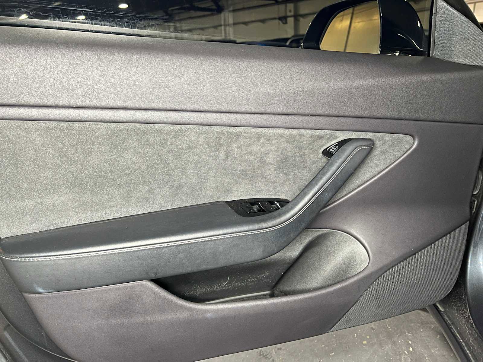 Used 2019 Tesla Model 3 Standard Range image 18