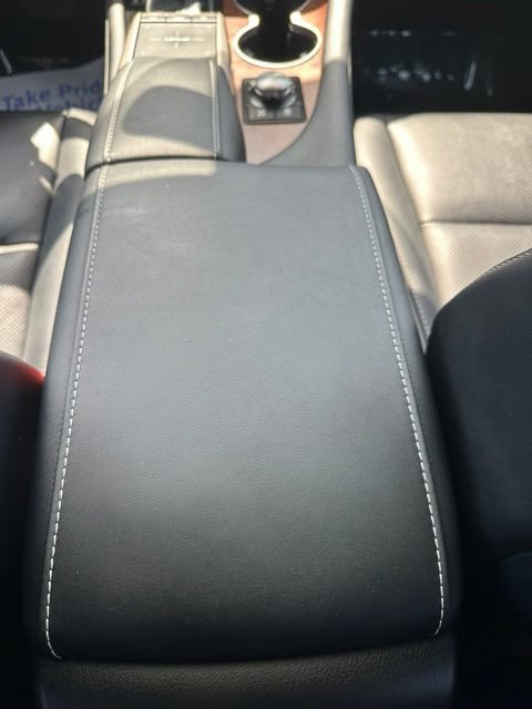 Used 2022 Lexus RX 350L Premium w/ Premium Package AWD/4WD image 40