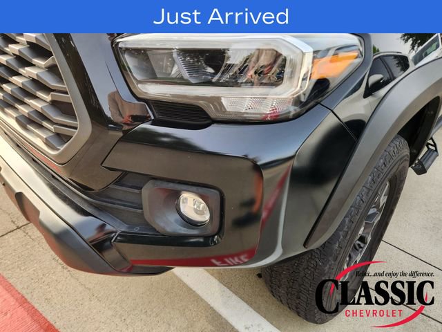 Used 2021 Toyota Tacoma TRD Off-Road w/ Technology Package AWD/4WD image 10