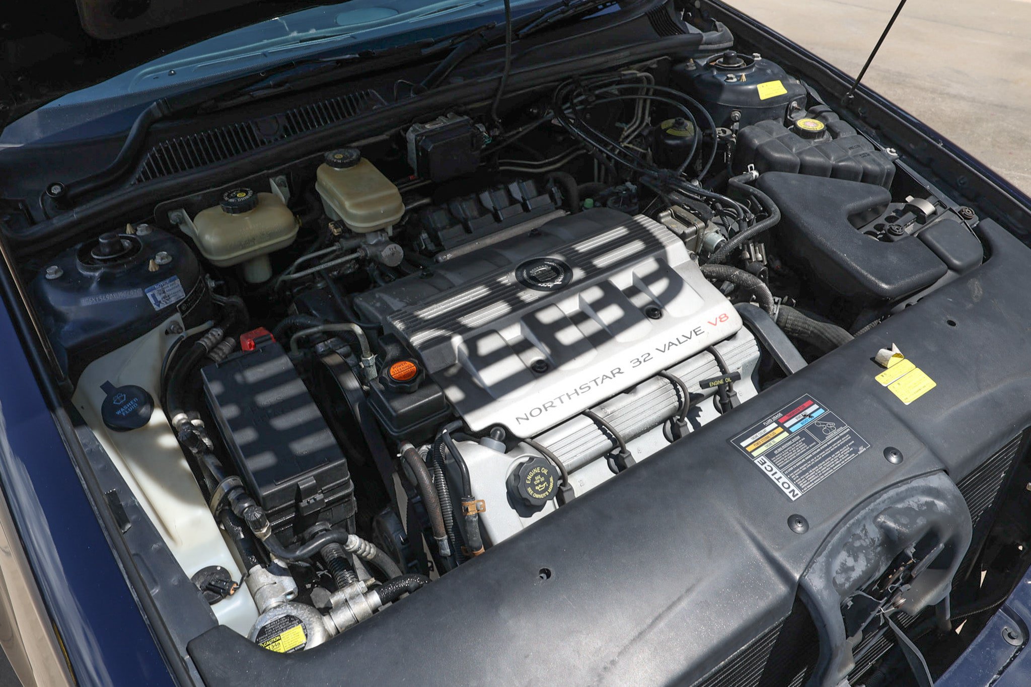 Used 1999 Cadillac Seville STS FWD image 49
