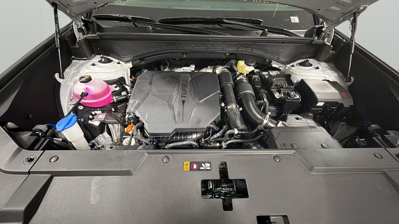 New 2026 Hyundai Santa Fe SE FWD image 9