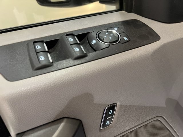 Certified 2018 Ford F350 XLT AWD/4WD image 19