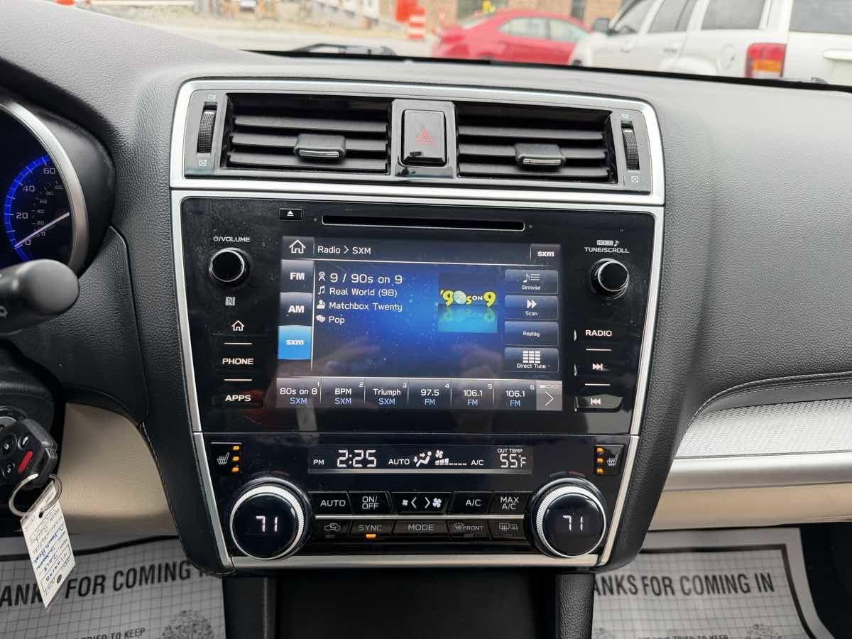 Used 2018 Subaru Outback 2.5i Premium AWD/4WD image 17