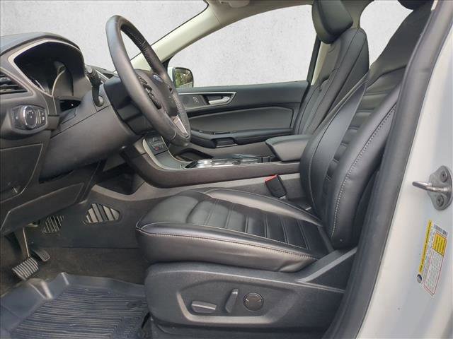 Used 2020 Ford Edge SEL w/ Convenience Package image 19