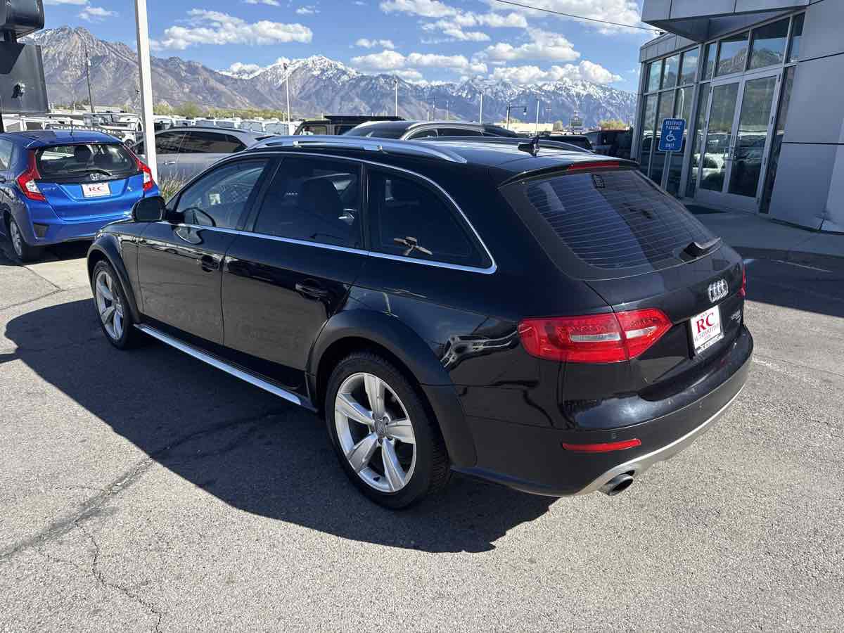 Used 2013 Audi A4 Premium Plus w/ Premium Plus Pkg AWD/4WD image 7