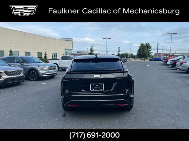 Used 2024 Cadillac Lyriq Luxury w/ LPO, Floor Liner Package AWD/4WD image 7