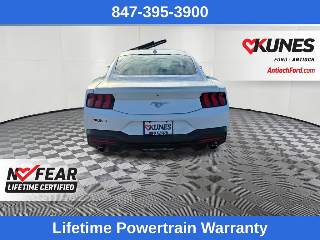 Used 2024 Ford Mustang Premium image 6