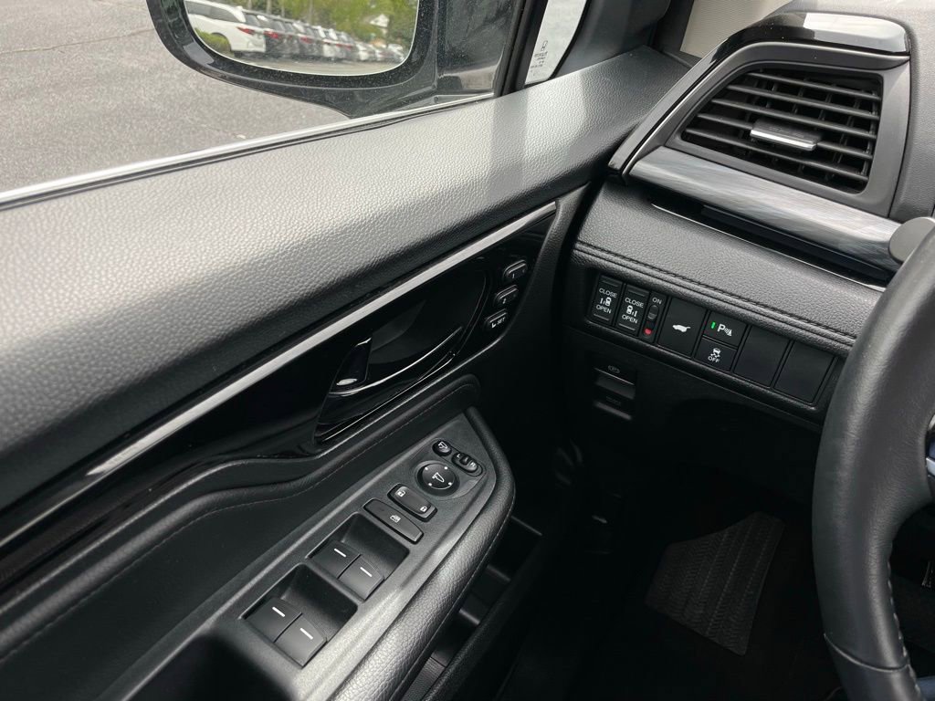 Certified 2025 Honda Odyssey Elite image 23