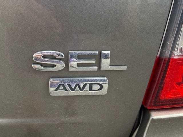 Used 2013 Ford Edge SEL AWD/4WD image 12