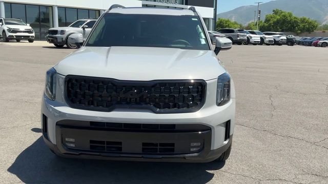 Certified 2025 Kia Telluride SX Prestige X-Line AWD/4WD image 2