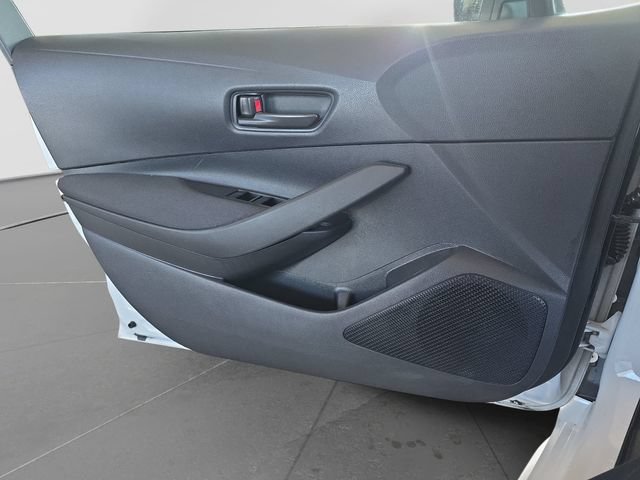 Used 2024 Toyota Corolla LE w/ LE Convenience Package FWD image 23
