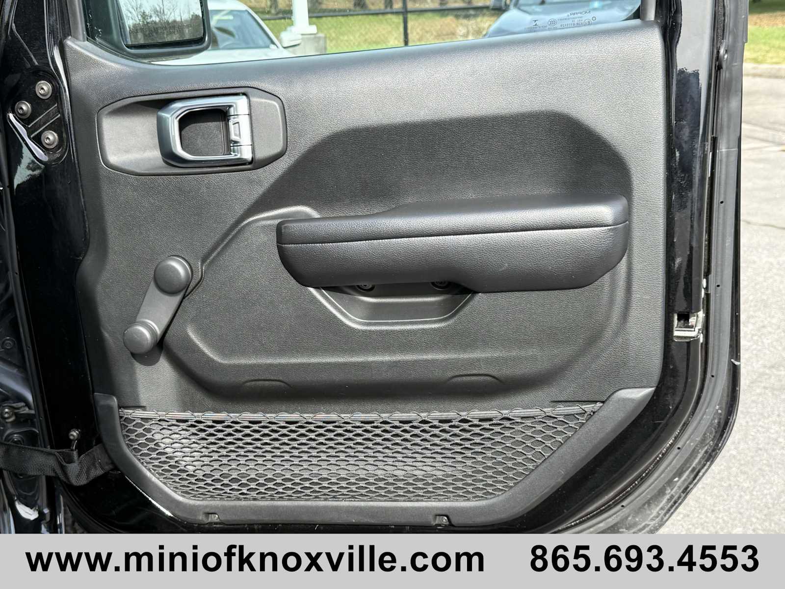 Used 2020 Jeep Wrangler Sport image 11