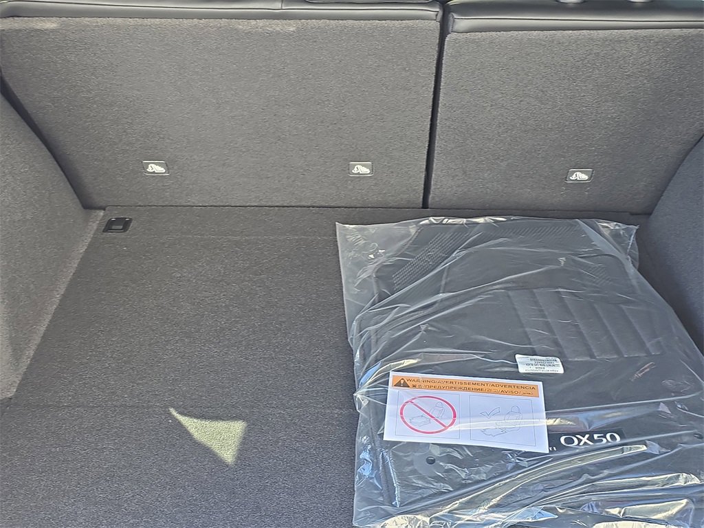 New 2025 INFINITI QX50 Sport image 9