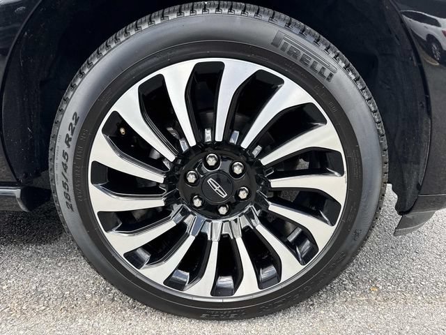Certified 2023 Lincoln Navigator L Black Label AWD/4WD image 10