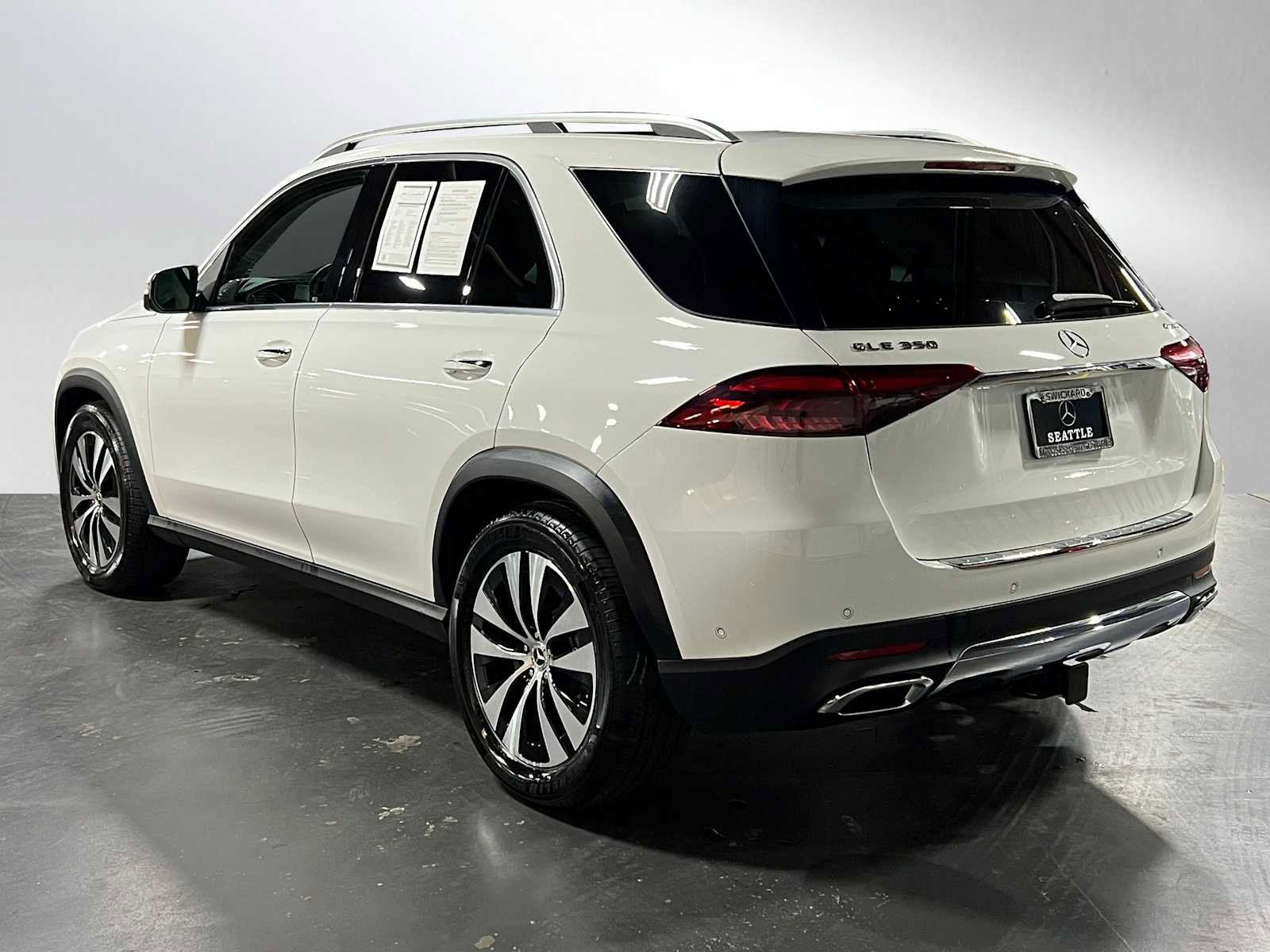 Certified 2024 Mercedes-Benz GLE 350 4MATIC image 5