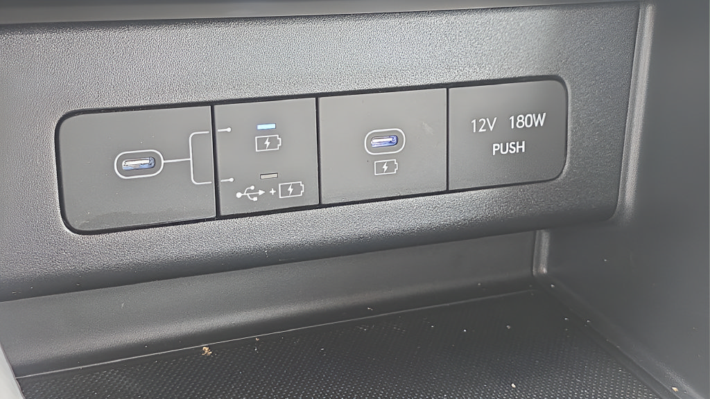 Used 2025 Hyundai Sonata SEL FWD image 28