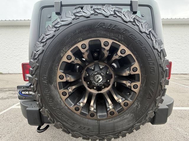 Used 2014 Jeep Wrangler Unlimited Sport w/ Connectivity Group AWD/4WD image 35