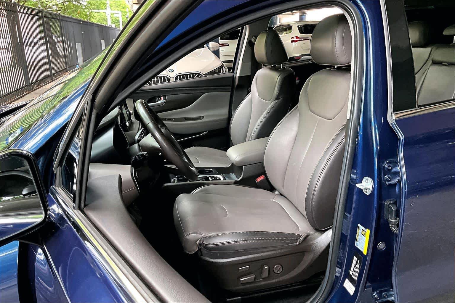 Used 2020 Hyundai Santa Fe Limited FWD image 7