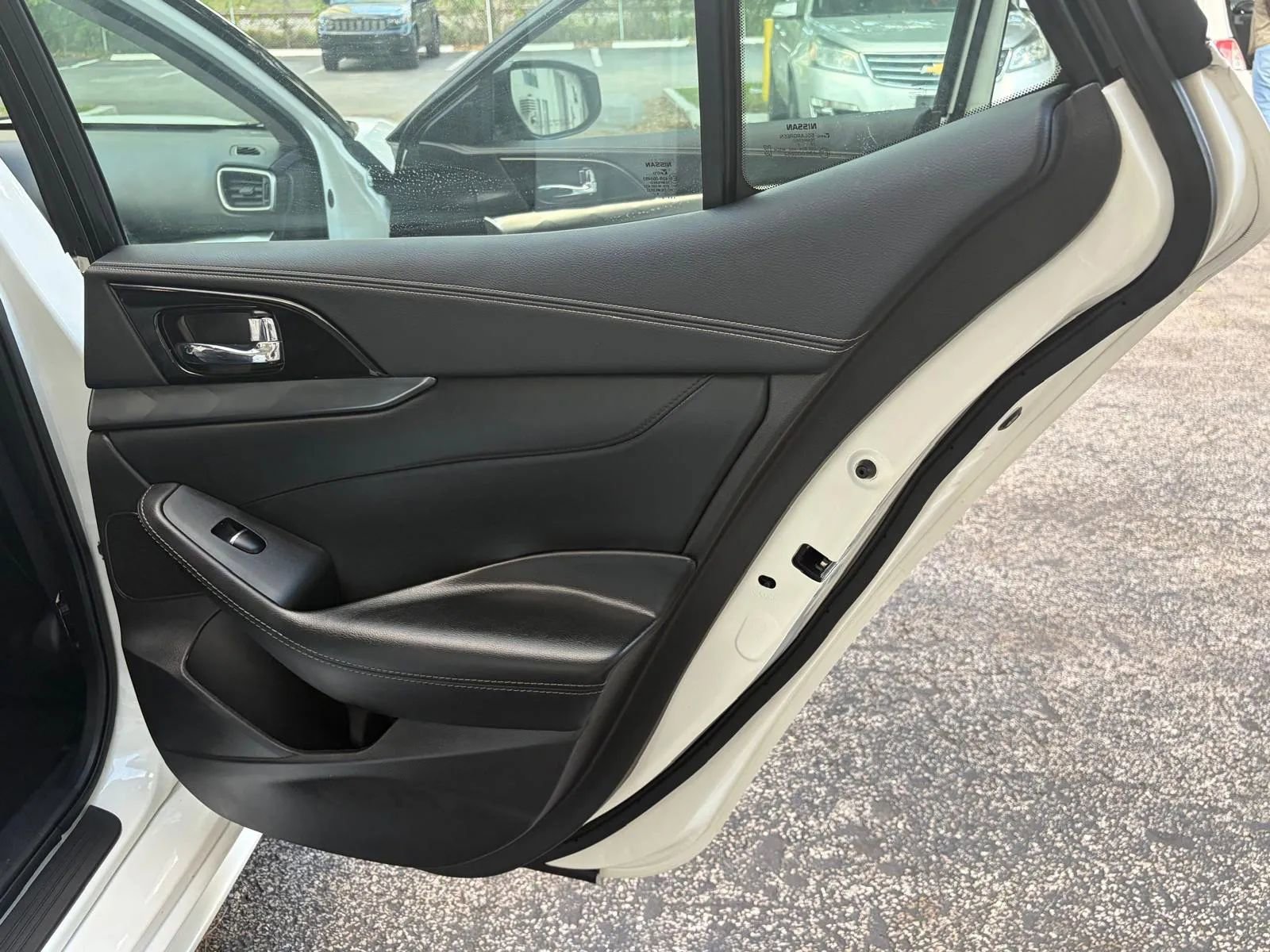 Used 2023 Nissan Maxima SV w/ Floor Mat Group FWD image 12