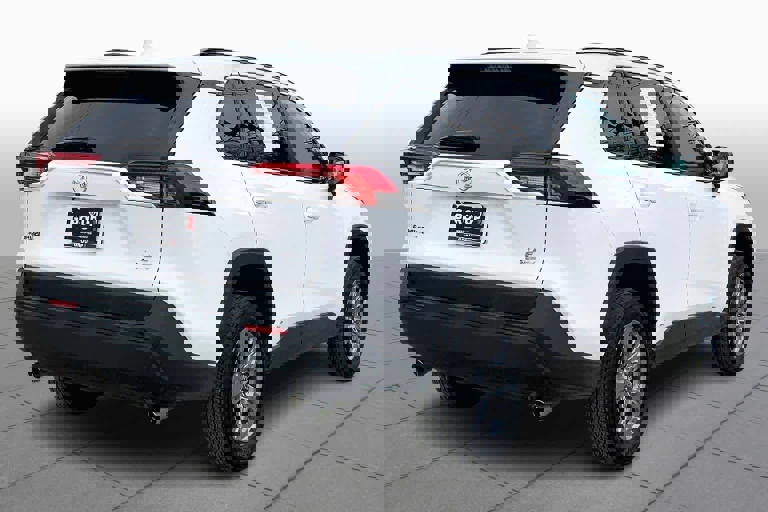 Used 2025 Toyota RAV4 LE image 13