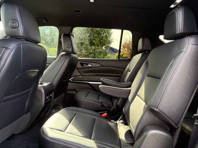 Used 2026 Chevrolet Traverse LT AWD/4WD image 13