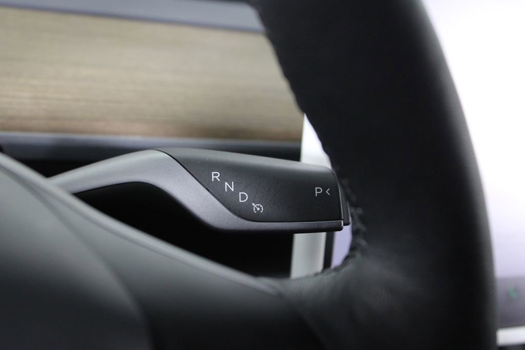 Used 2024 Tesla Model Y Long Range image 28