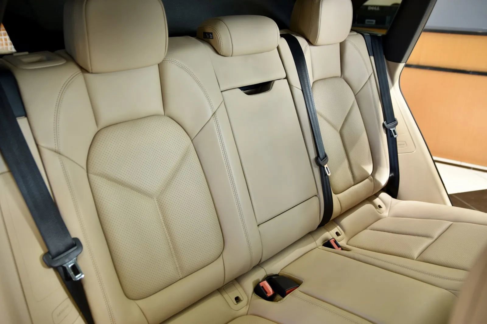 Used 2023 Porsche Macan image 24