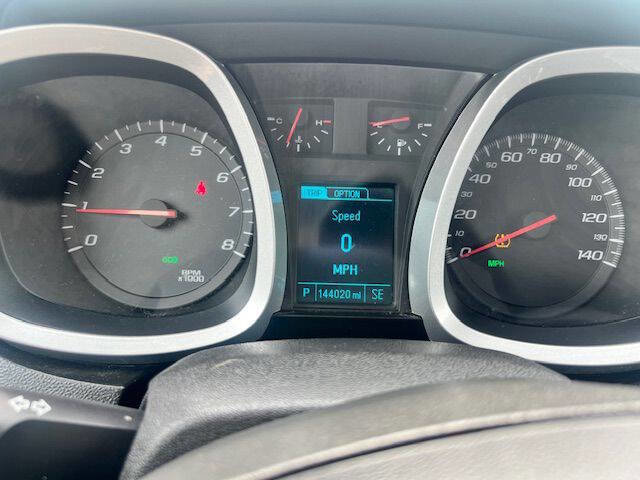 Used 2017 Chevrolet Equinox LS image 8