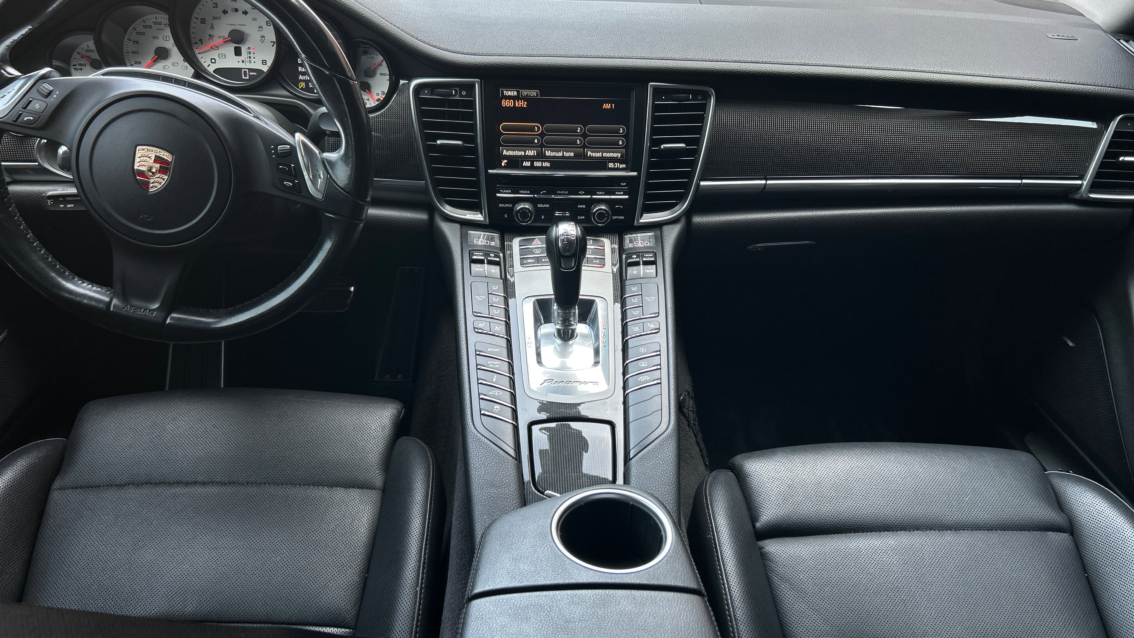 Used 2015 Porsche Panamera 4S image 44