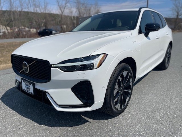 New 2026 Volvo XC60 T8 Plus w/ Protection Package Premier