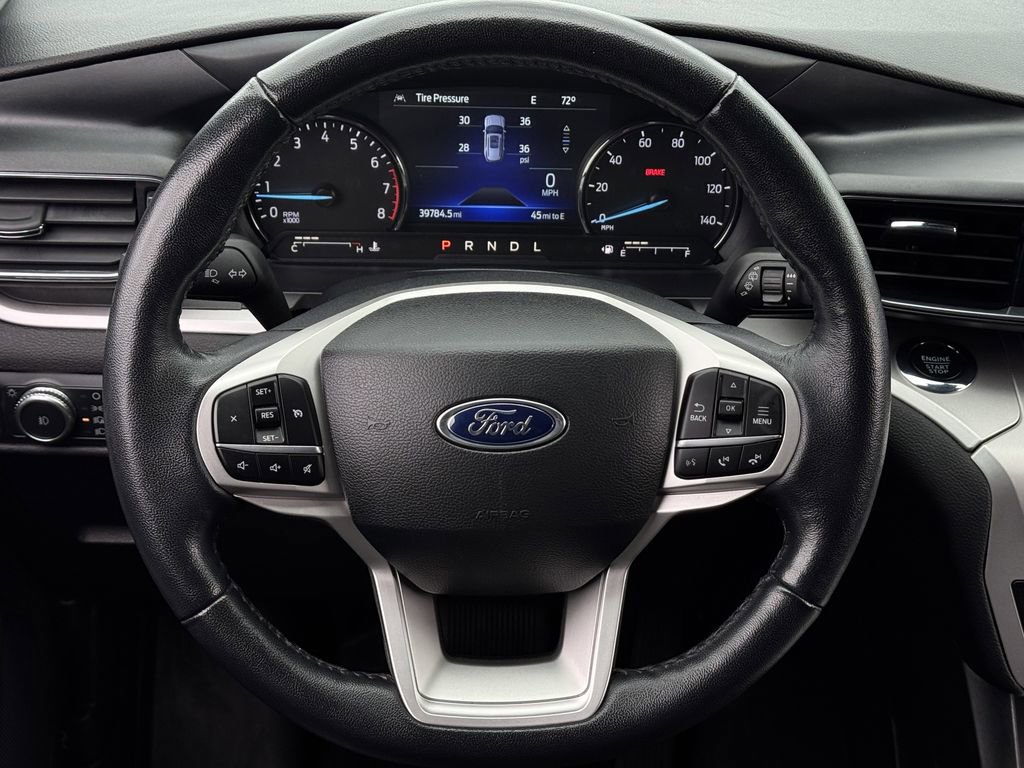 Used 2022 Ford Explorer XLT w/ Equipment Group 202A image 14