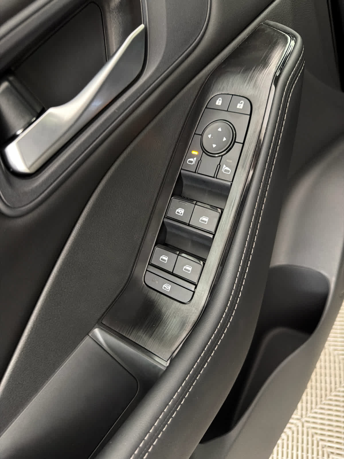 New 2026 Nissan Rogue Dark Armor FWD image 23
