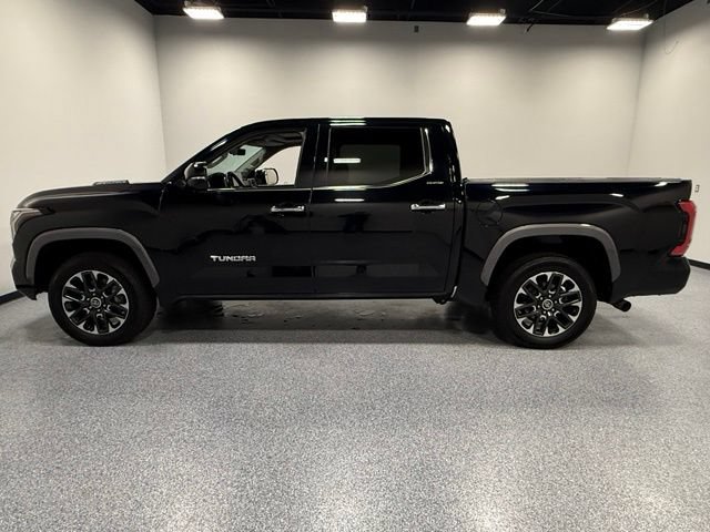 Used 2024 Toyota Tundra Limited AWD/4WD image 8