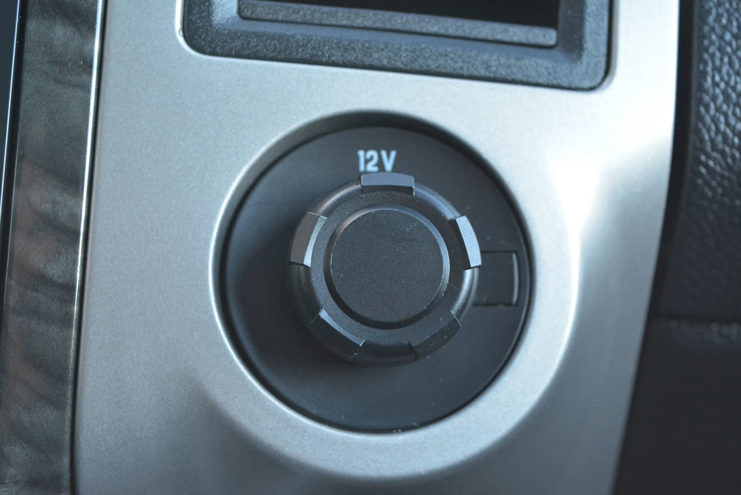 Used 2016 Ford Expedition Limited image 28