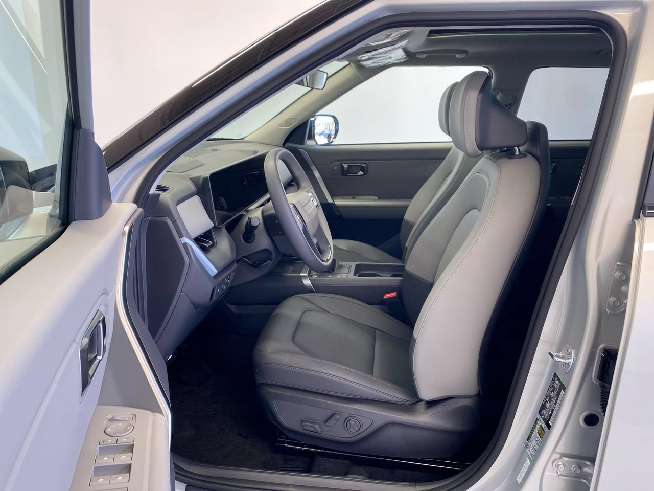 New 2027 Kia Seltos EX w/ EX Panoramic Sunroof Package FWD image 16